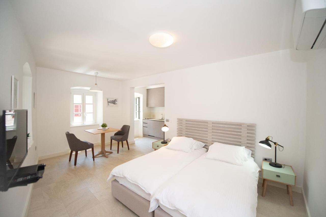 Katareo Apartments Kotor Eksteriør billede