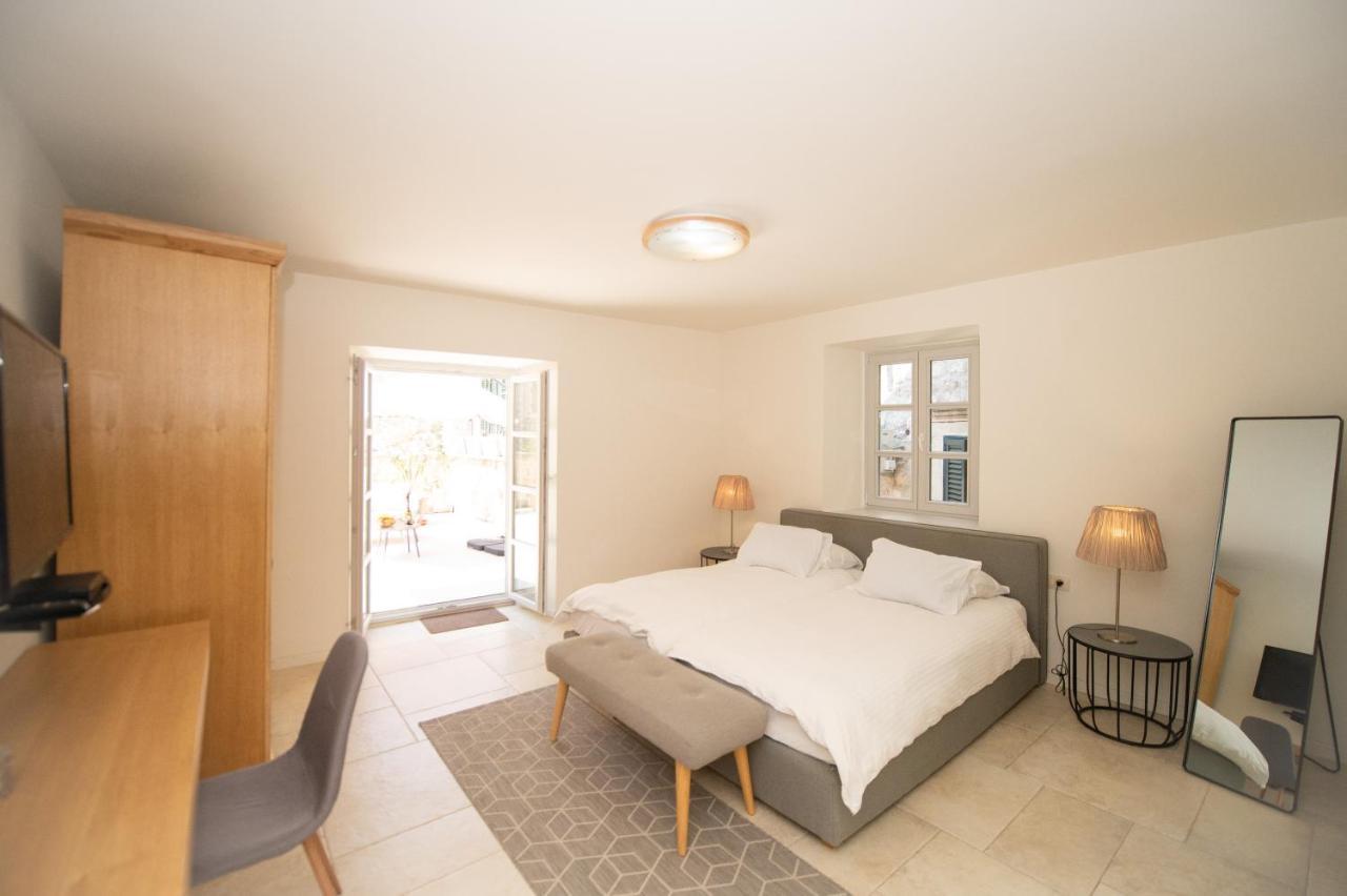 Katareo Apartments Kotor Eksteriør billede