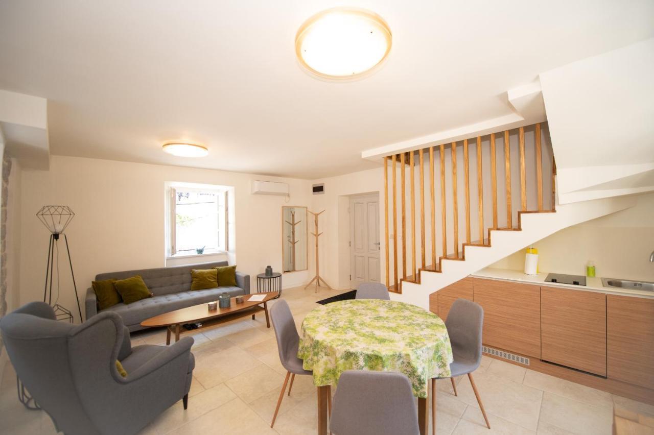 Katareo Apartments Kotor Eksteriør billede